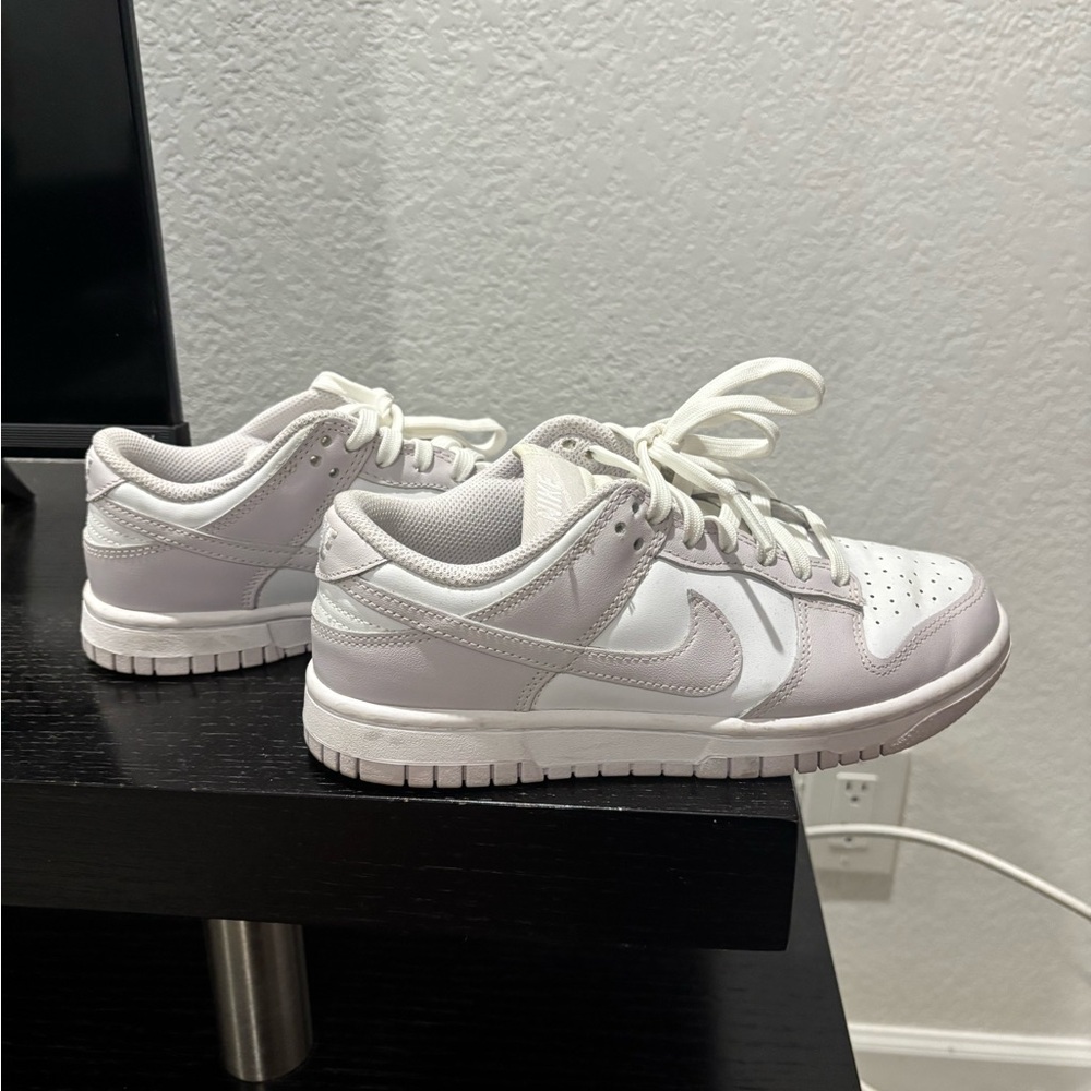 Nike Dunks! Size 6 only worn a couple times! Just to small, like new condition
